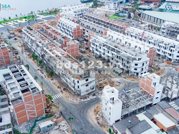 Bán Nhà Phố Liền Kề View Sông - Gần KCN Thuận Đạo