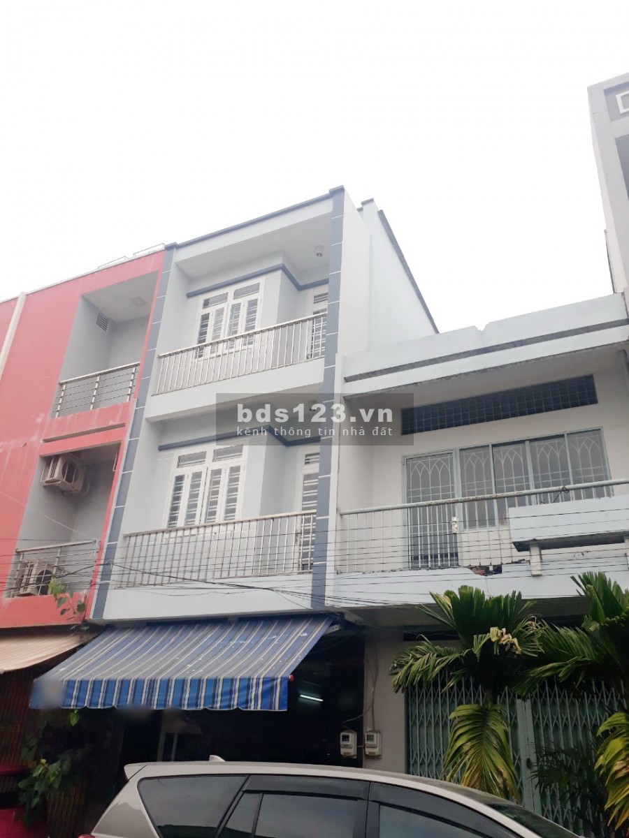 Nhà (4*16m/2lầu đúc) mặt tiền đường nội bộ KDC Bùi Minh Trực P5 Q8