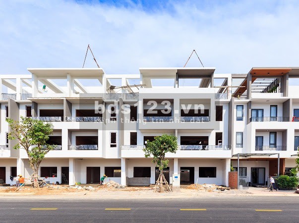 Bán Nhà Phố Liền Kề View Sông - Gần KCN Thuận Đạo