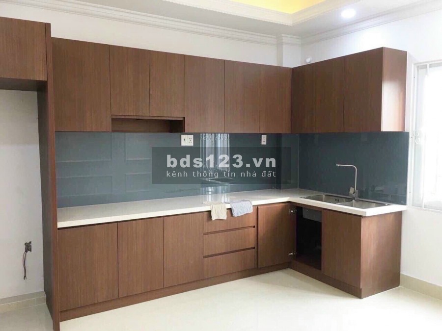 Nhà mặt tiền Lũy Bán Bích đang kinh doanh. Cạnh NH OCB. 12,1 tỷ