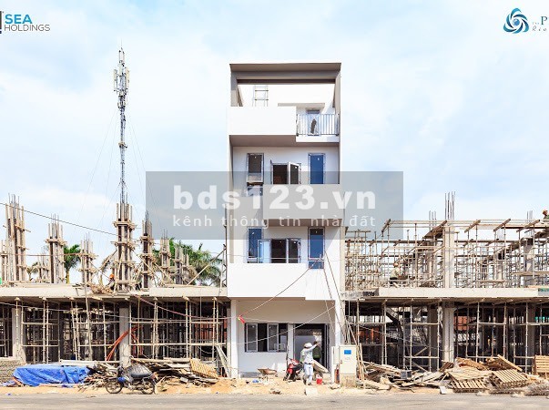 Bán Nhà Phố Liền Kề View Sông - Gần KCN Thuận Đạo