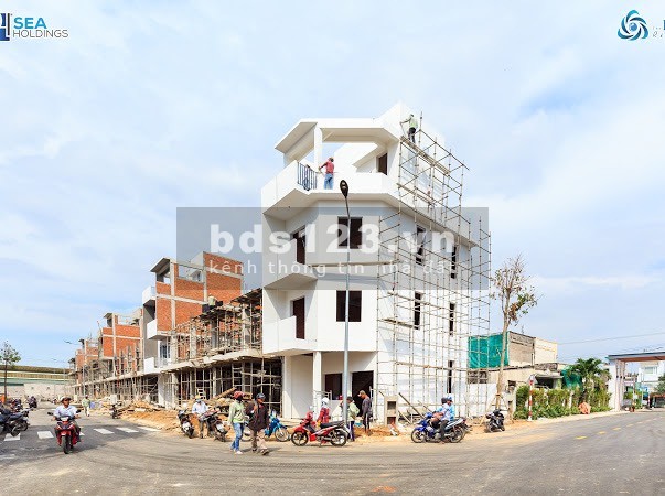 Bán Nhà Phố Liền Kề View Sông - Gần KCN Thuận Đạo