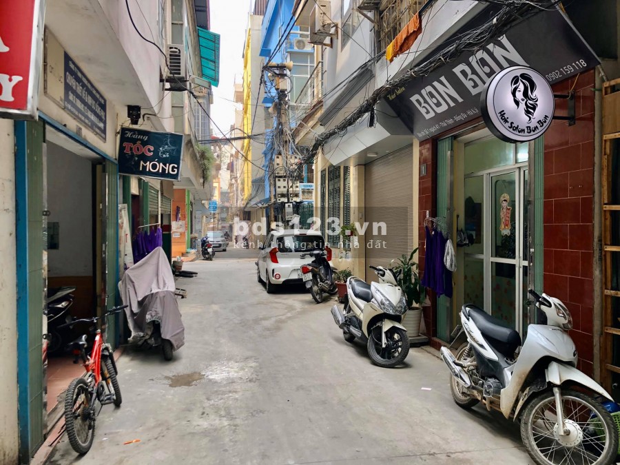 Thái Thinh 7 tầng thang máy kinh doanh oto tránh