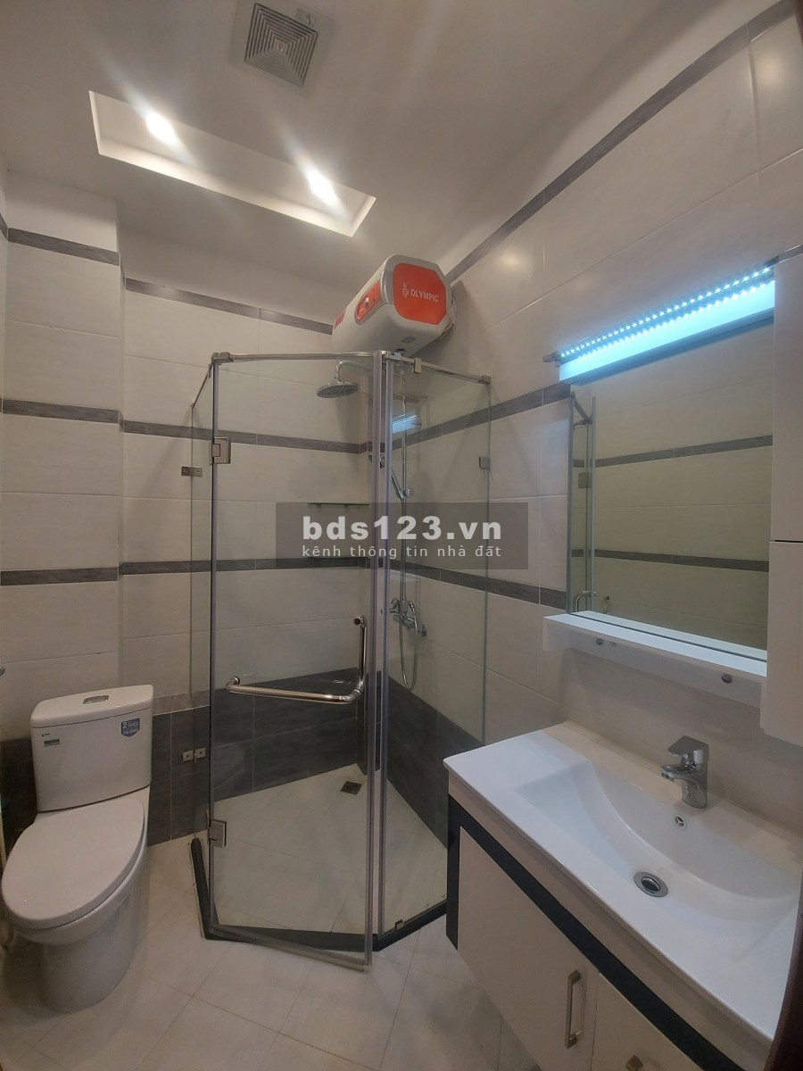 Bán Gấp Nhà Đẹp Phố Vũ Trọng Phụng, 50m², 5T, MT 3.8m, 6.1 tỷ