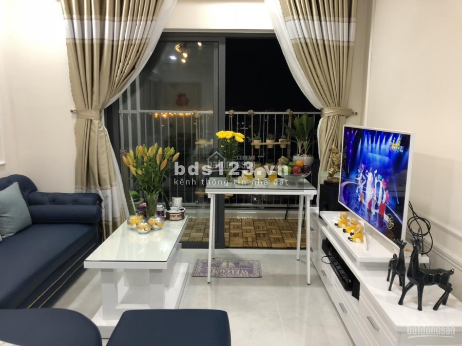 Chủ chưa sử dụng nên cần cho thuê căn 75m2, 2 PN, có ban công cc Viva Riverside, giá 12 triệu/tháng