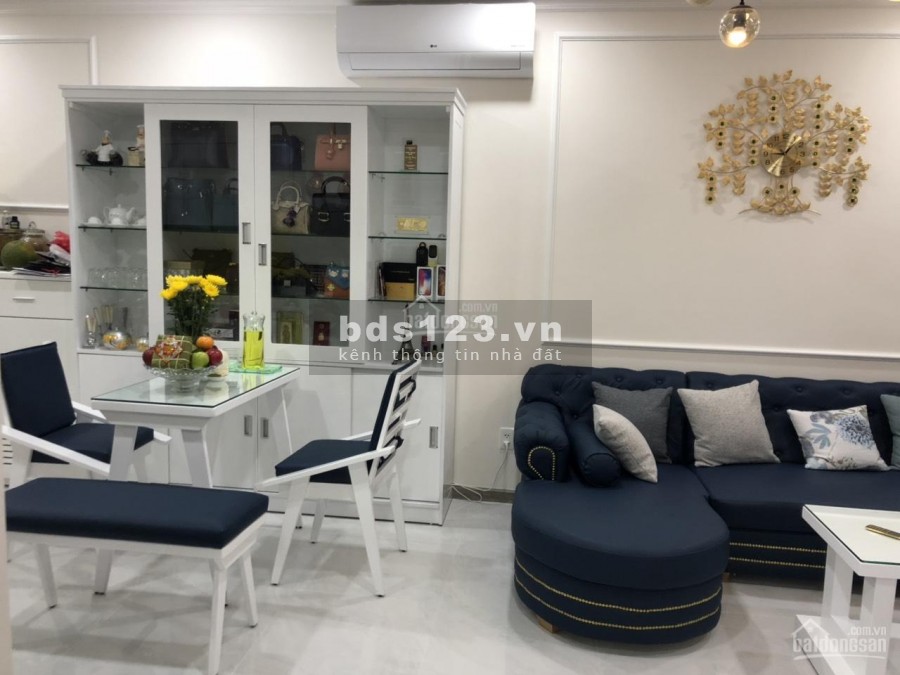 Chủ chưa sử dụng nên cần cho thuê căn 75m2, 2 PN, có ban công cc Viva Riverside, giá 12 triệu/tháng
