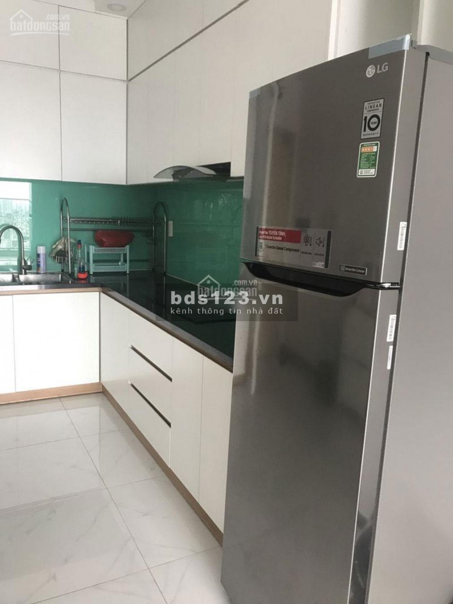 Mình có căn hộ rộng 90m2, 3 PN, đủ nội thất cần cho thuê giá 15 triệu/tháng, cc Viva Riverside