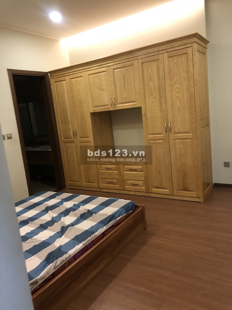 Cho thuê chcc Tràng An 88m2 2PN giá 12tr