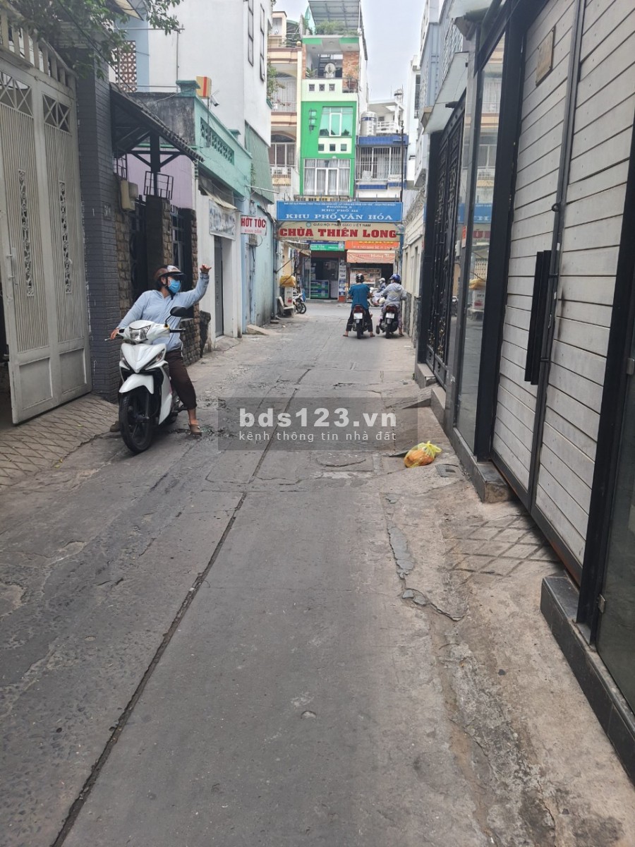 Nhà Mới Xây Hẻm 56 Thích Quảng Đức Phú Nhuận DT42m2 Chào 5 Tỷ 8