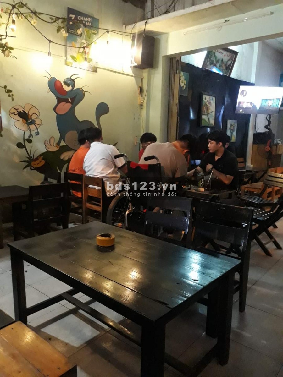 Không có người làm nên Cần Sang gấp Quán Cà Phê số 43 Đường số 7, Phường 3, Gò Vấp
