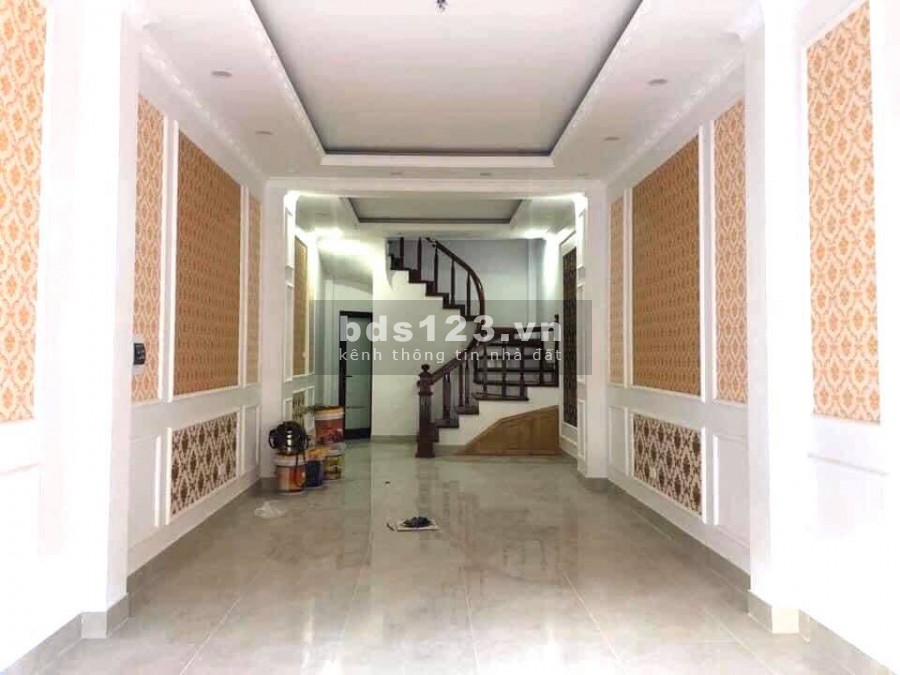 Bán bằng mọi giá 48m 5T 6.6 tỷ Hoàng Văn Thái,Thanh Xuân, gara ô tô,nhà mới