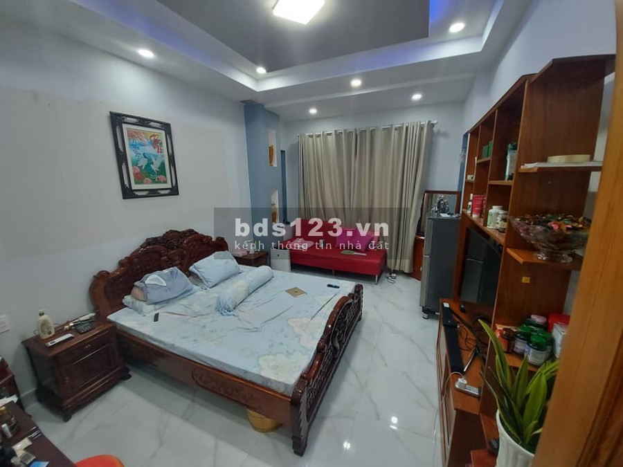 Nhà Tân Hương, Tân Phú, 59m2, 4 tầng, không LG, ở ngay 5tỷ. ĐT: 0936539463