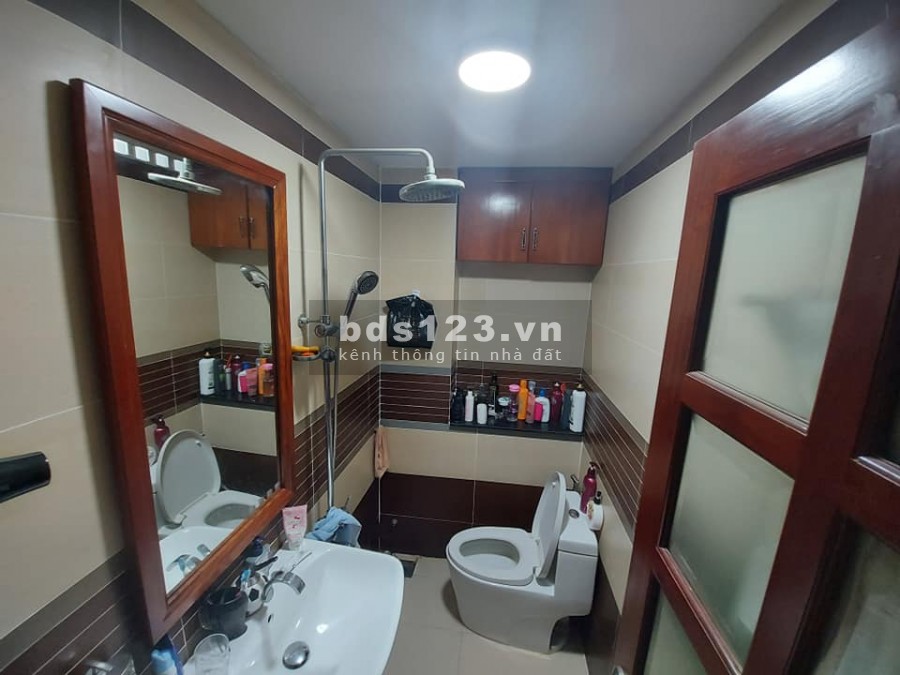 Nhà Tân Hương, Tân Phú, 59m2, 4 tầng, không LG, ở ngay 5tỷ. ĐT: 0936539463
