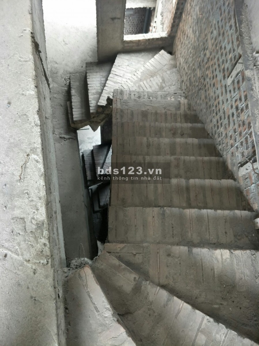 Bán nhà Phố Trạm, Long Biên ô tô tránh, gara ô tô, 68m2, 4 tầng, 5 tỷ. KD.