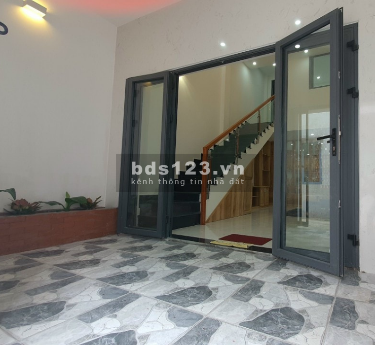Bán nhà ở liền đường số 8, Phường 11, GV 60m(4x15) 4.5 tỷ TL