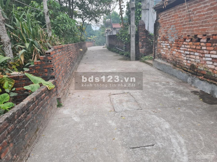BÁN GẤP TRONG 1 TUẦN MẢNH 623M CÓ 400M ĐẤT Ở TẠI ĐÔNG XUÂN QUỐC OAI