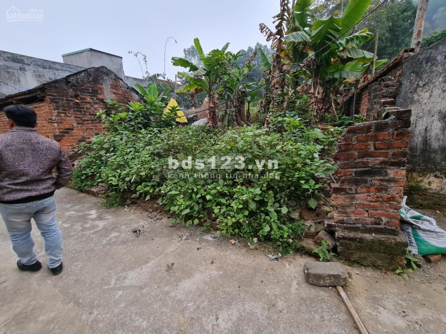 BÁN GẤP TRONG 1 TUẦN MẢNH 623M CÓ 400M ĐẤT Ở TẠI ĐÔNG XUÂN QUỐC OAI