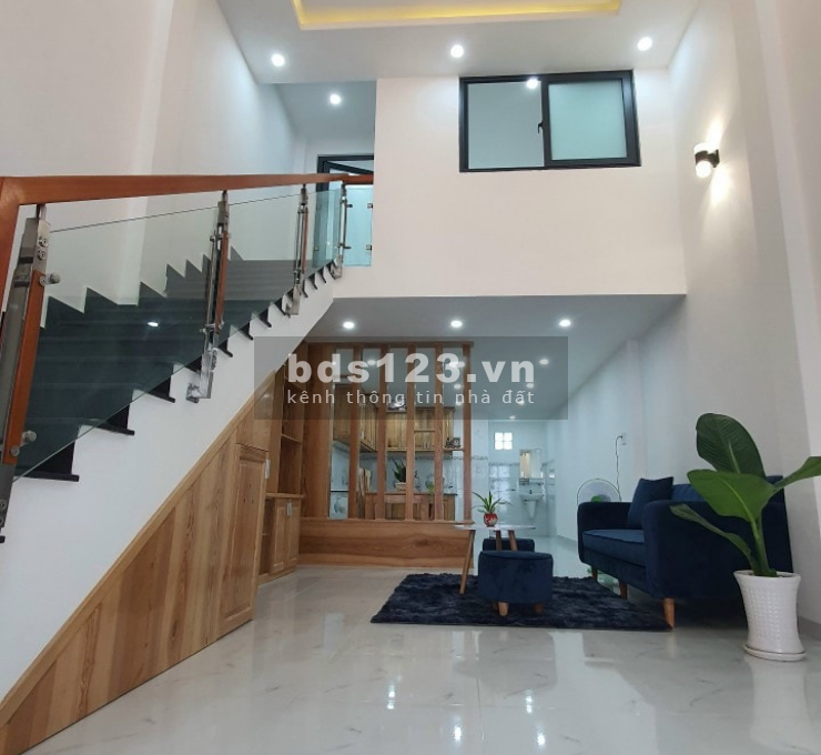 Bán nhà ở liền đường số 8, Phường 11, GV 60m(4x15) 4.5 tỷ TL