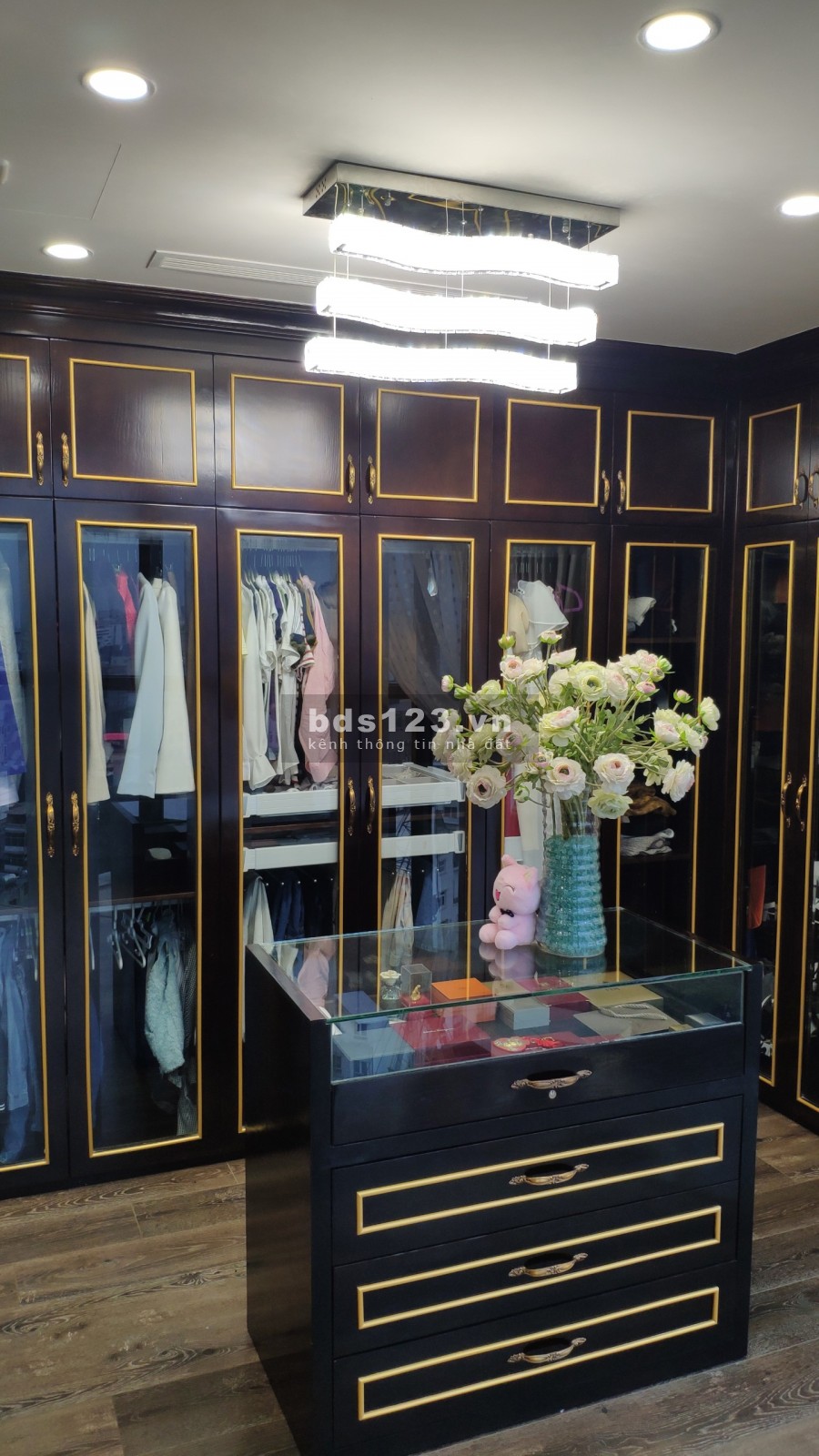 Bán căn góc 91m2 chung cư HDI Tower Lê Đại Hành full đồ cao cấp view hồ
