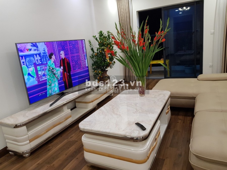 Cần tiền bán gấp giá rẻ 2.9 tỉ 3PN full đồ Goldmark city