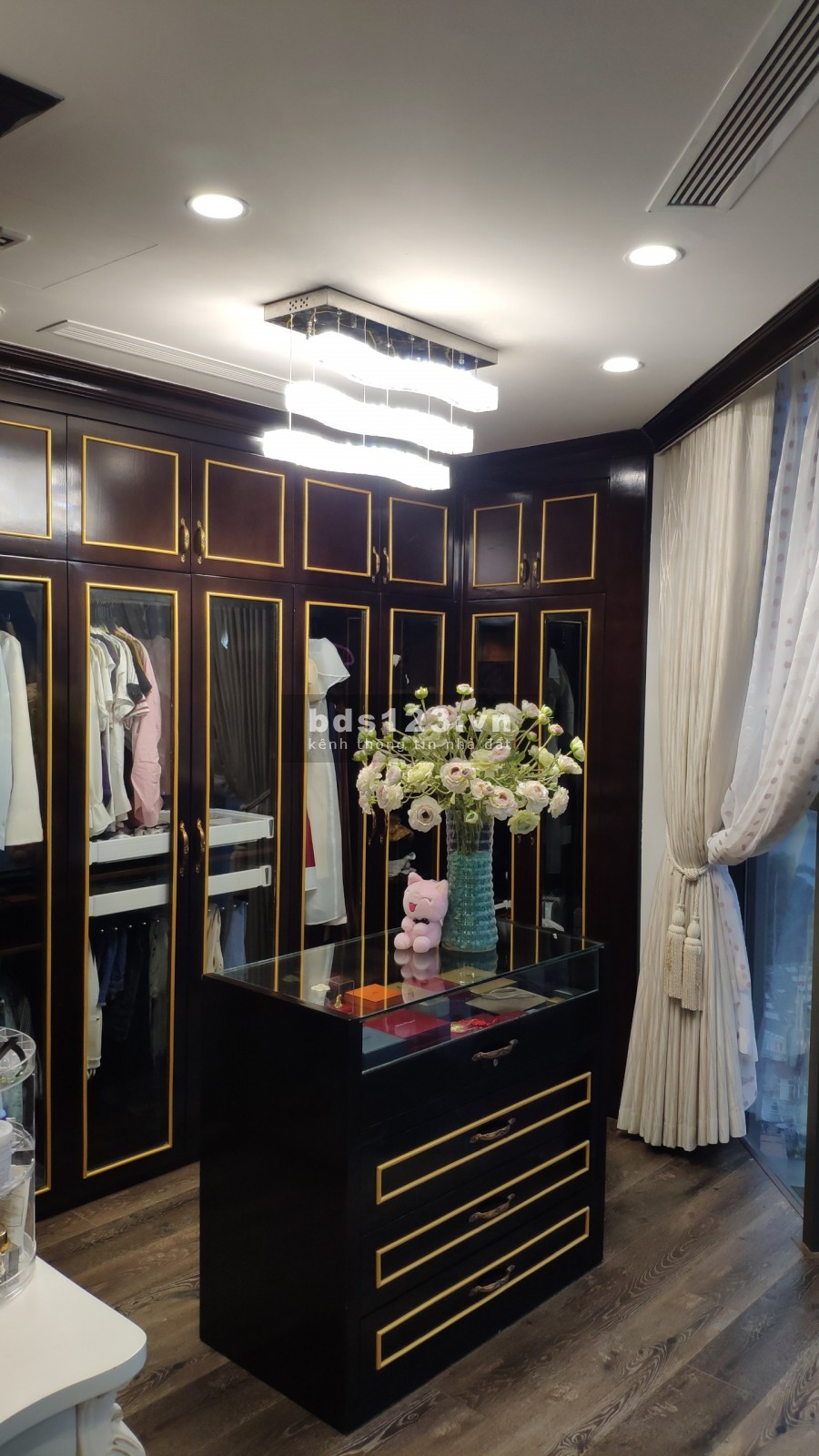 Bán căn góc 91m2 chung cư HDI Tower Lê Đại Hành full đồ cao cấp view hồ