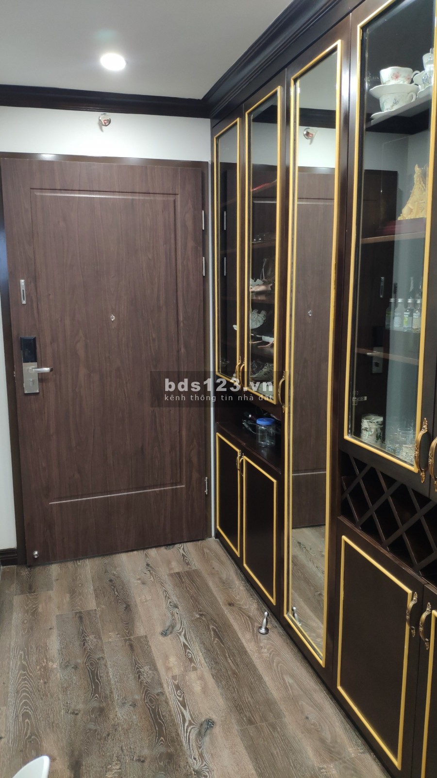Bán căn góc 91m2 chung cư HDI Tower Lê Đại Hành full đồ cao cấp view hồ