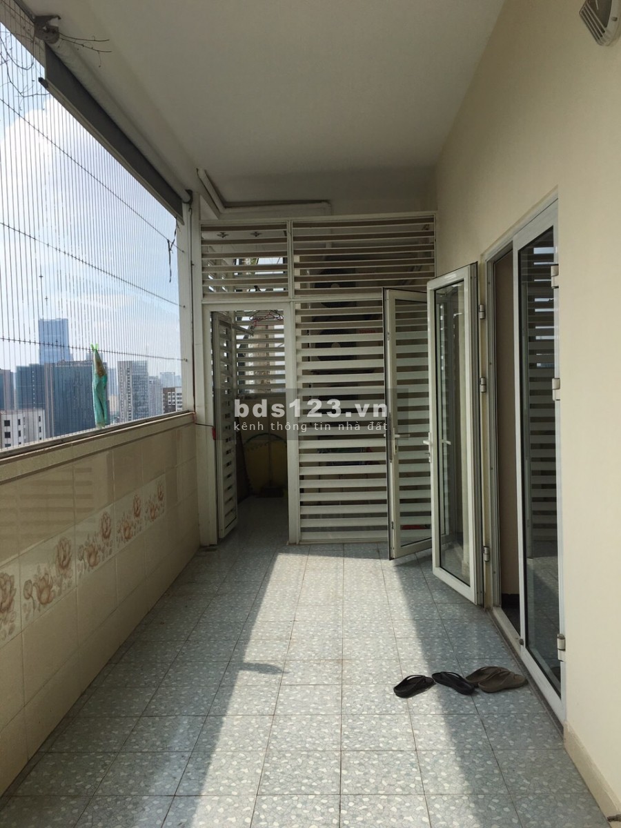 Cho thuê Chung cư HEI TOWER Ngụy Như Kon Tum 2 ngủ full 11.5 triệu. Lh 0377983070