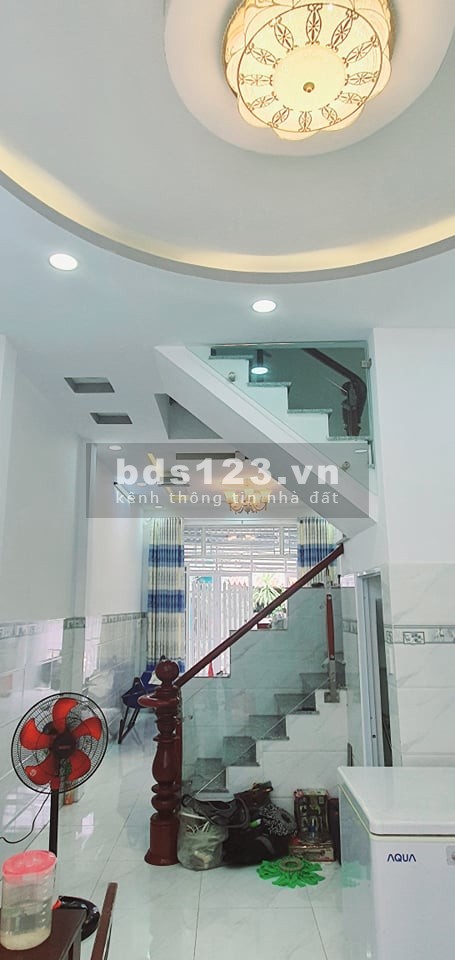 BÁN NHÀ - PHẠM VĂN BẠCH - TÂN BÌNH - CÁCH MT 1 CĂN - 62M2 - CHỈ 3.6 TỶ.