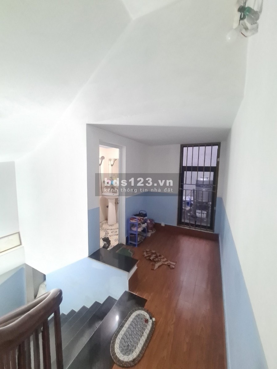 NHỈNH 2 TỶ, NGỌC THỤY LONG BIÊN, 35m2 5T ngõ ô tô
