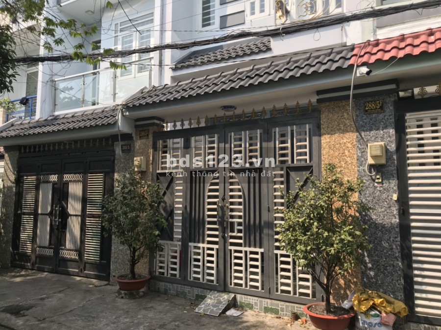 Cho thuê nhà NC 1 trệt 3 lầu 4x17 5pn HXH tại 288/5E Tân Hòa Đông P BTĐ Q BTân