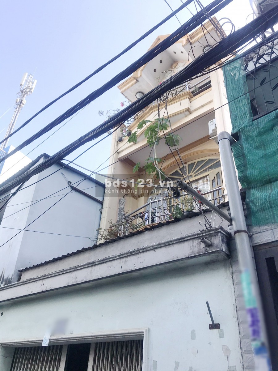 Nhà 2lầu đúc, hẻm 3m, đường Dương Bá Trạc P1 Q8