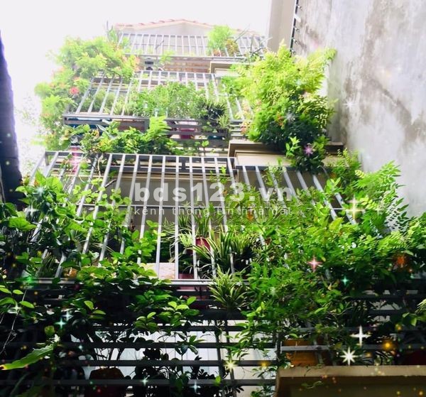 NHÀ ĐẸP HAI BÀ TRƯNG Ở ĐẸP ĐẦU TƯ TỐT 60M2 4 TẦNG 4 TỶ SÁT MẶT PHỐ