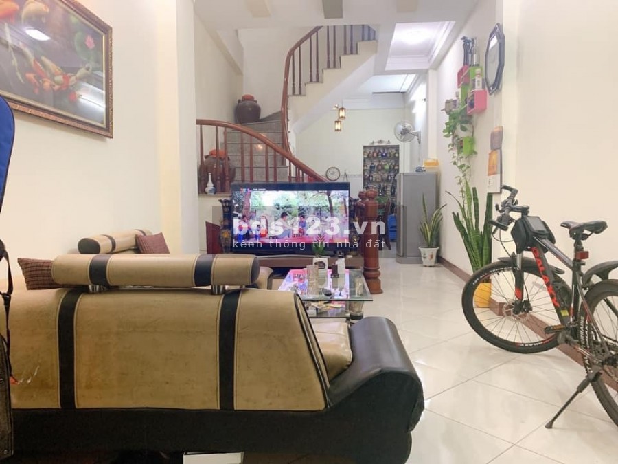 NHÀ ĐẸP HAI BÀ TRƯNG Ở ĐẸP ĐẦU TƯ TỐT 60M2 4 TẦNG 4 TỶ SÁT MẶT PHỐ
