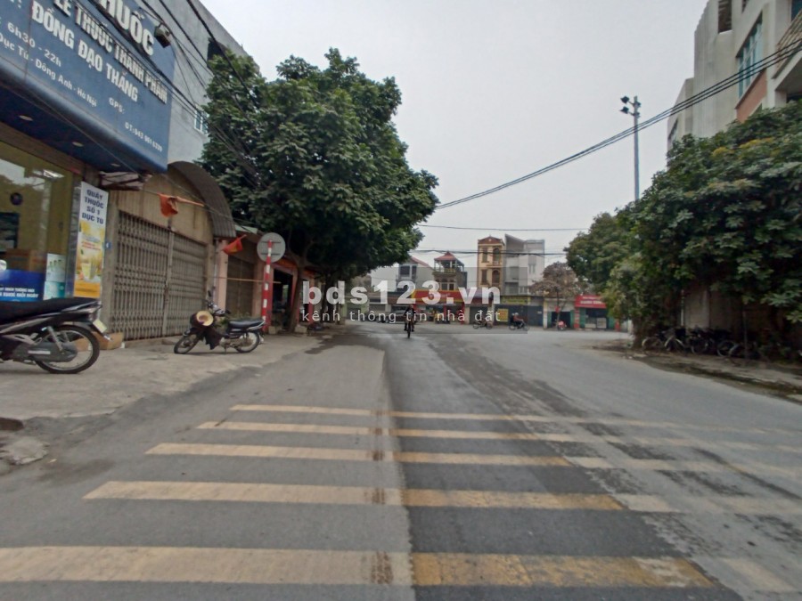 Bán đất mặt đường Dục Tú, đường nhựa 12m, kinh doanh đỉnh!