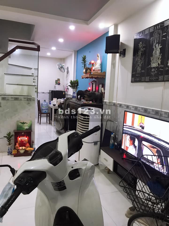 Bán nhà HXH Trường Sơn, Quận 10, 38m2 giá 4 tỷ 200