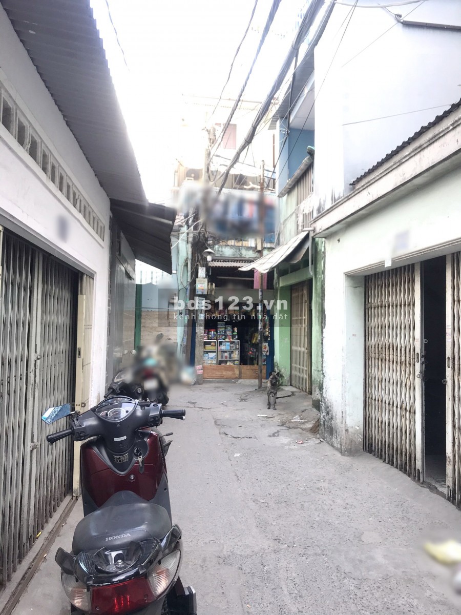 Nhà 2lầu đúc, hẻm 3m, đường Dương Bá Trạc P1 Q8