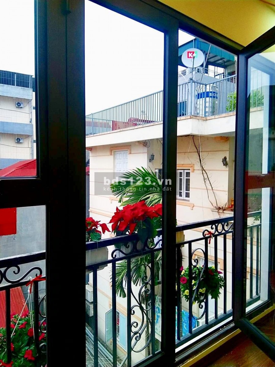 Quá đẹp và quá xịn. Gần ô tô, MT rộng, 42m2, 5 tầng, Giá yêu thương, Hai Bà Trưng
