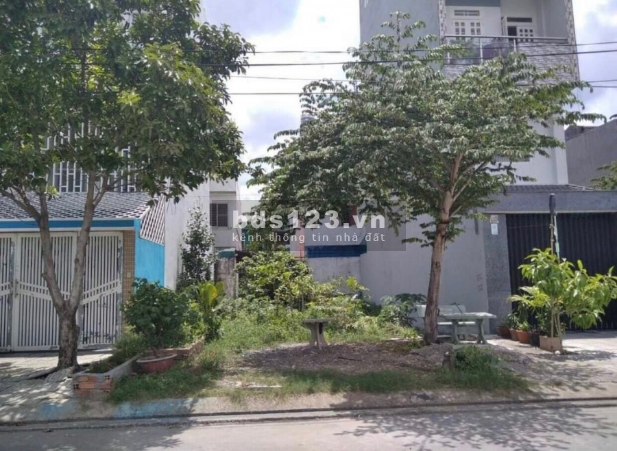 Cuối năm nên cần bán nhanh thu hồi vốn
