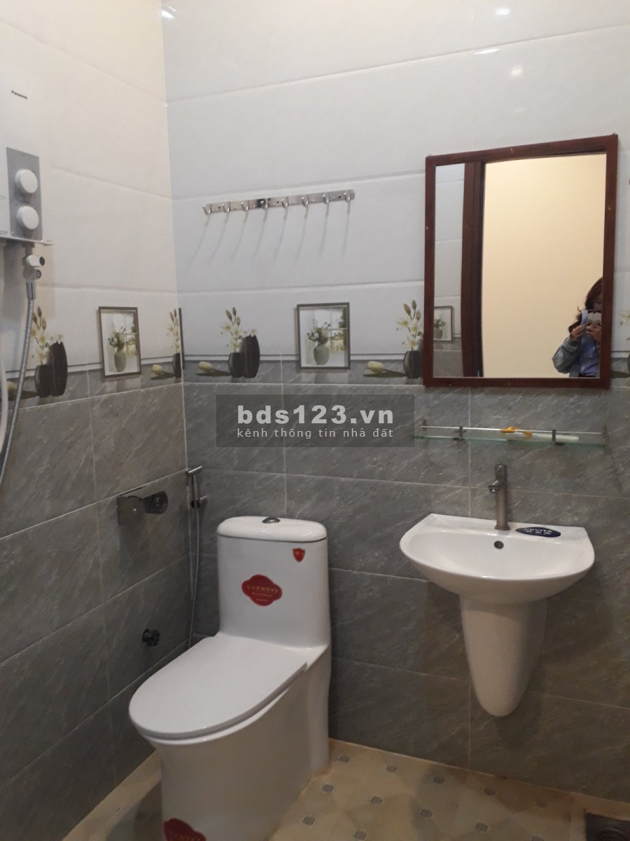 Cho Thuê nhà 1 trệt 1 lầu 6tr đường vành đai 4 khu đô thi oasis city