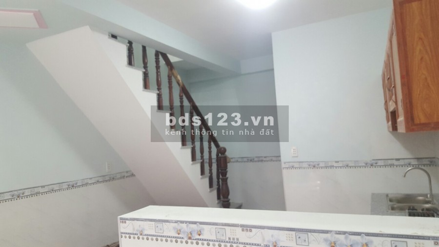 Nhà mới xây 1 Trệt, 1 Lửng, 1 Lầu giá rẻ gần Ngã Tư Phước Lý, công chứng ngay