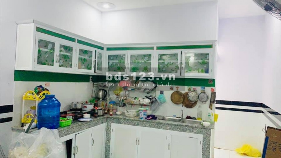 Nhà bán giá rẻ, diện tích 90m2 giá chưa dưới 5 tỷ, đường Tô Hiến Thành Quận 10