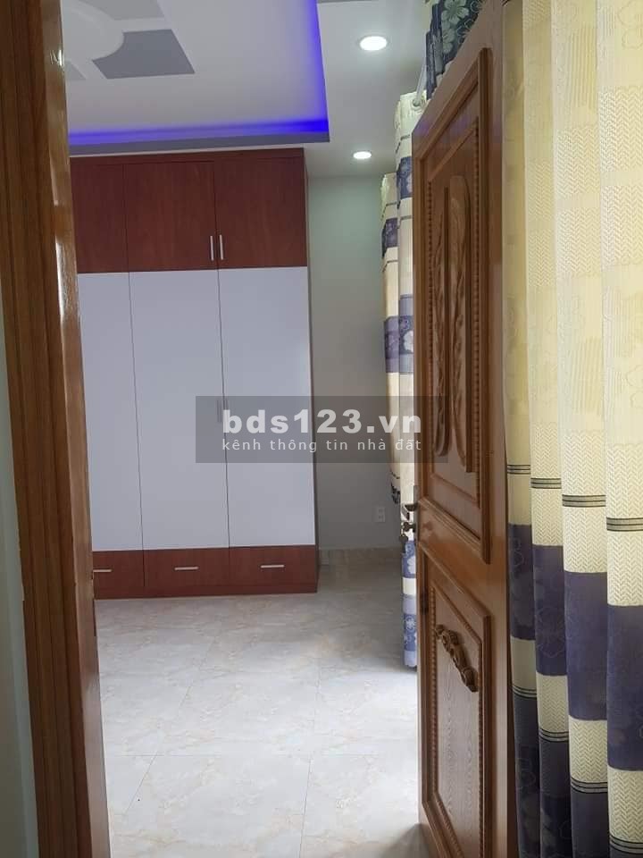 Bán nhà Quận 3,4 tầng nhà mới ở ngay, tặng toàn bộ nội thất.Rộng 60m2.