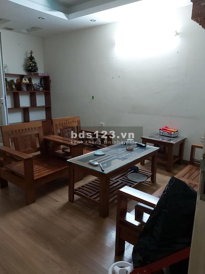 Cho thuê chung cư tại ngõ 10 Tôn Thất Tùng, Đống Đa, Hà Nội