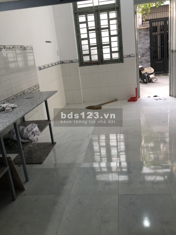 NHÀ 4X8 MỚI ĐẸP 3.6TR GẦN KÊNH 19/5 VÀ ĐƯỜNG SỐ 10