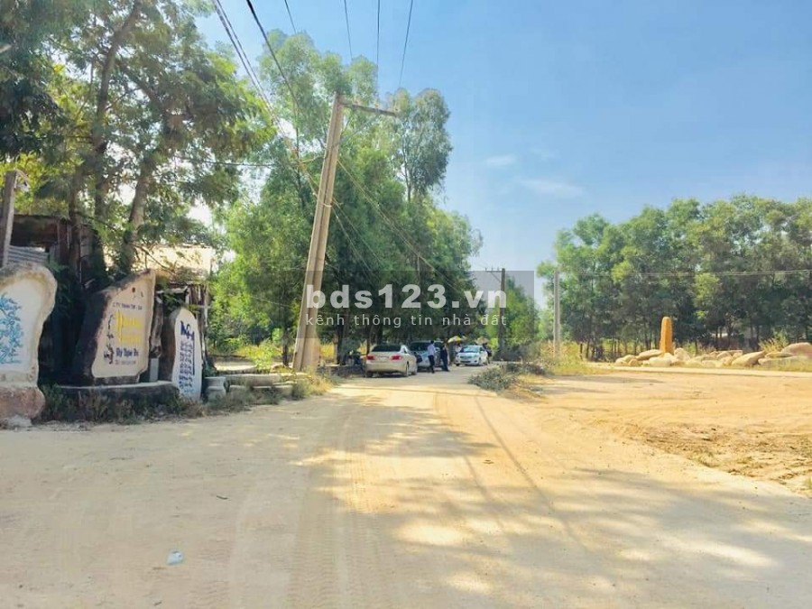 Bán lỗ xoay tết 177m2 đất thổ cư gần Cảng Cái Mép Phú Mỹ Bà Rịa