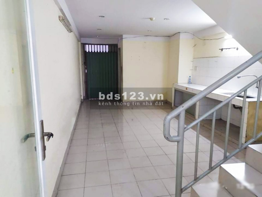 Bán gấp Shophouse CC Besco An Sương, 1 trệt 1 lửng DTSD 85m2. Sổ hồng chính chủ. 2.65 tỷ thương lượng mạnh