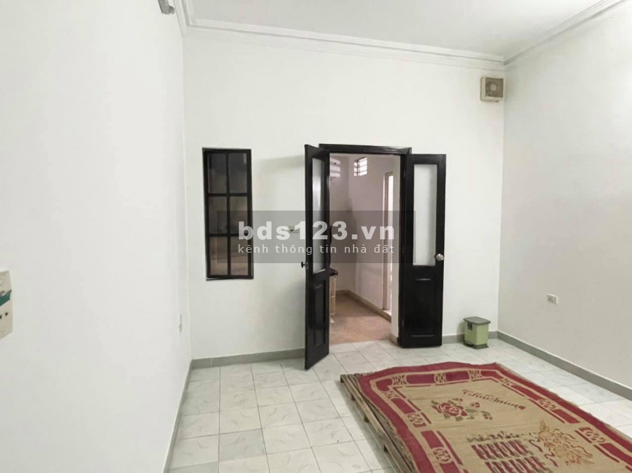 4 TẦNG, 4 NGỦ Ở LUÔN, 35M SỔ VUÔNG NỞ HẬU, 2.7 TỶ