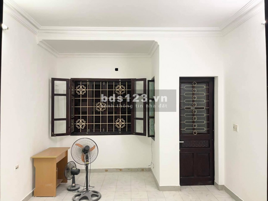 4 TẦNG, 4 NGỦ Ở LUÔN, 35M SỔ VUÔNG NỞ HẬU, 2.7 TỶ