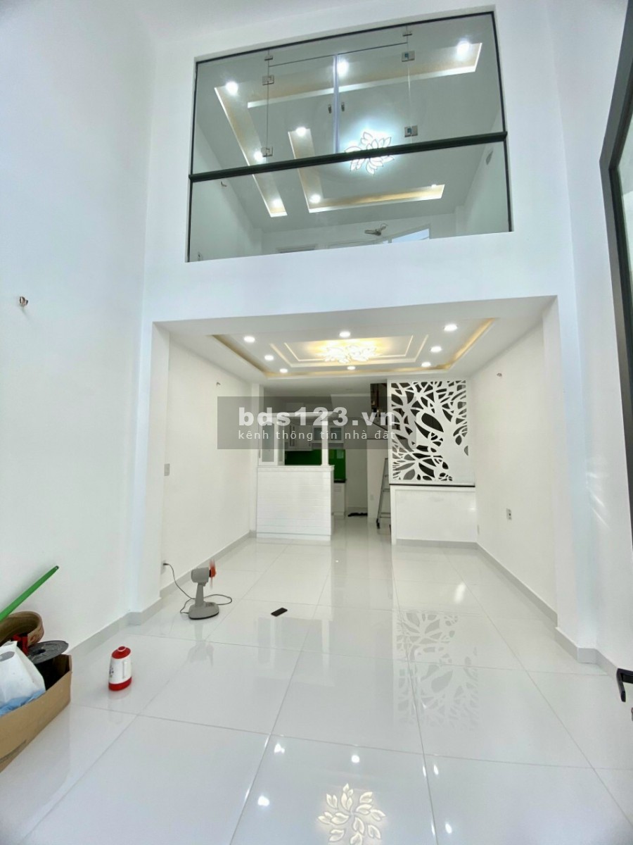 Bán nhà 5 tầng dt 40m2 HXH 99 Nguyễn Thượng Hiền, P5, Quận Bình Thạnh, giá 6.7 tỷ