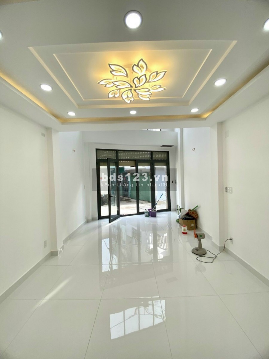 Bán nhà 5 tầng dt 40m2 HXH 99 Nguyễn Thượng Hiền, P5, Quận Bình Thạnh, giá 6.7 tỷ